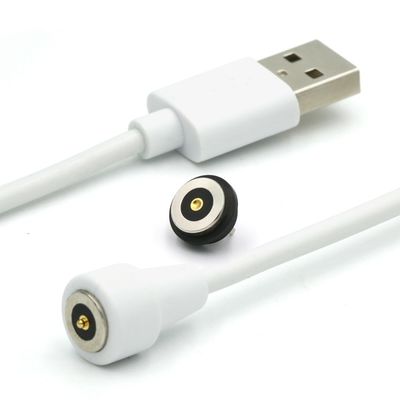 IP67 방수 PCB 여성 포고 핀 커넥터 금 플래시 플래팅 및 50mohm 맥스 접촉 저항과 함께 자기 케이블